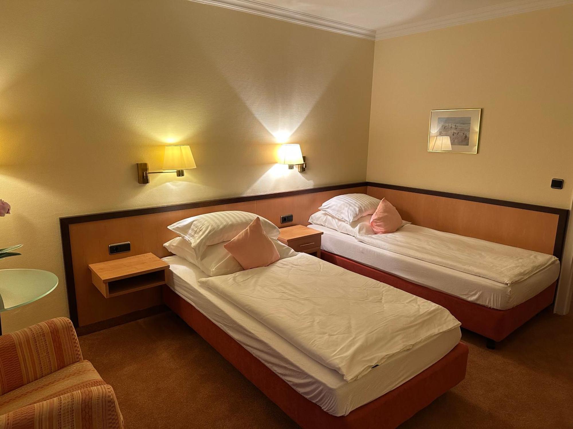 Hotel Kieferneck バート・ベヴェンセン エクステリア 写真